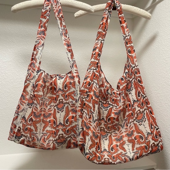 🆕 2 Free People lightweight muslin, market day, reusable shopping totes - Picture 2 of 3
